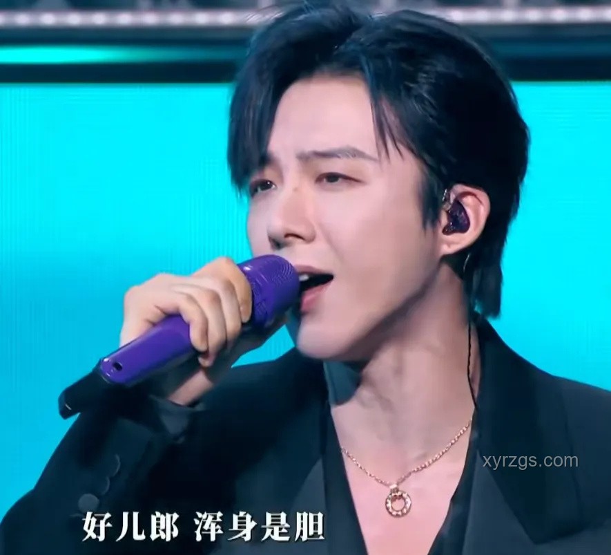 李晨48秒智破张真源任务挑战，明星综艺策略深度剖析